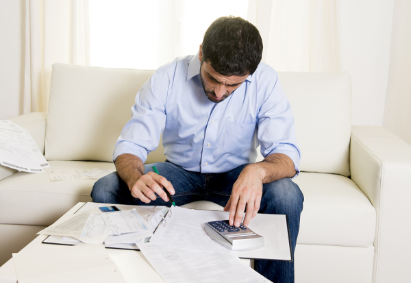 Who Pays The Household Bills During A Divorce?